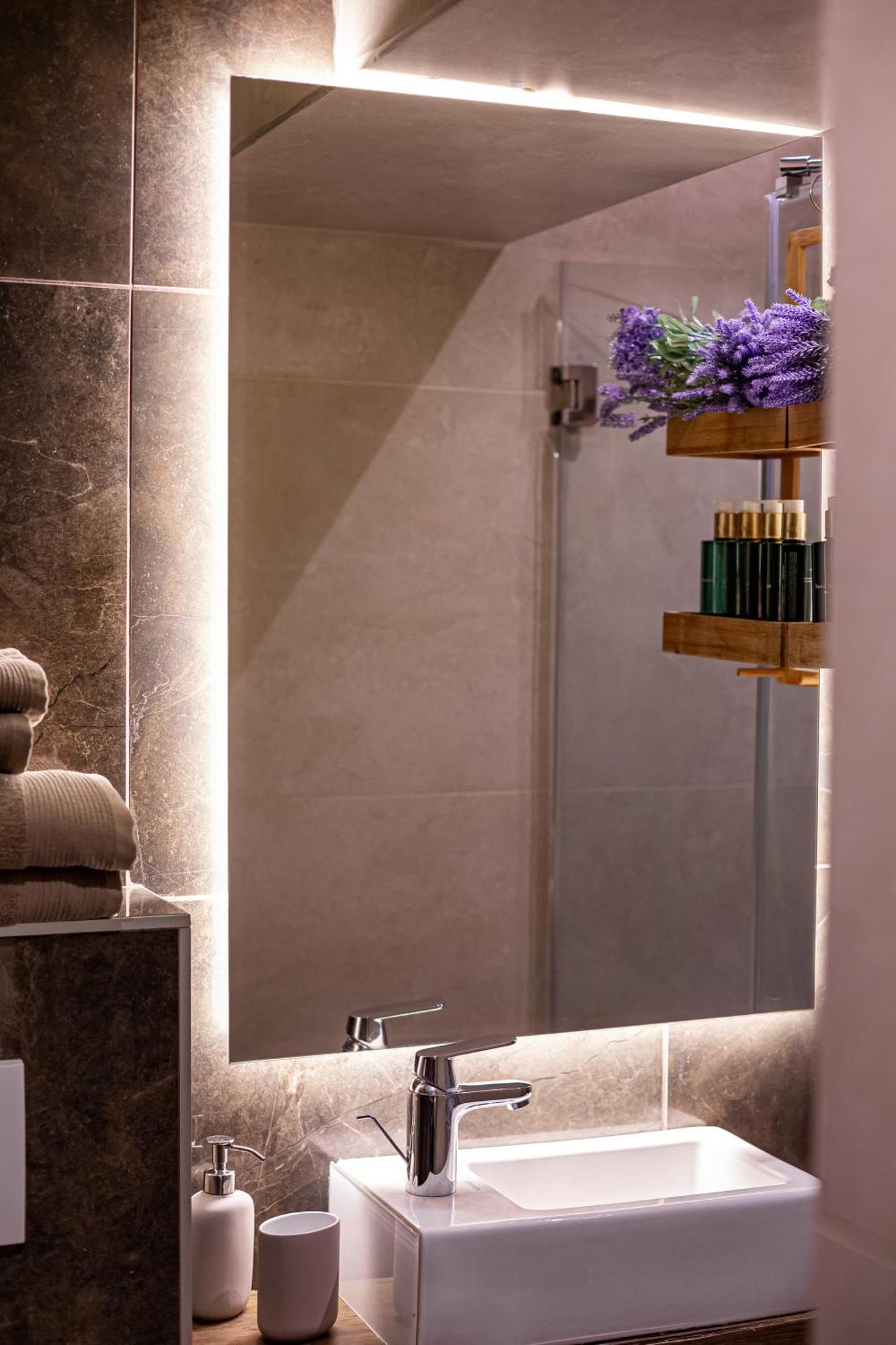 Venus Apartment With Jacuzzi And Sauna - City Center بلغراد المظهر الخارجي الصورة